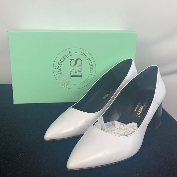 Ruth Secret NEW white with black block heel shoes - Picture 1 of 10